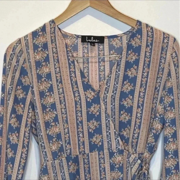 Lulus Womens Love is Enough Floral Wrap Top - Picture 3 of 9